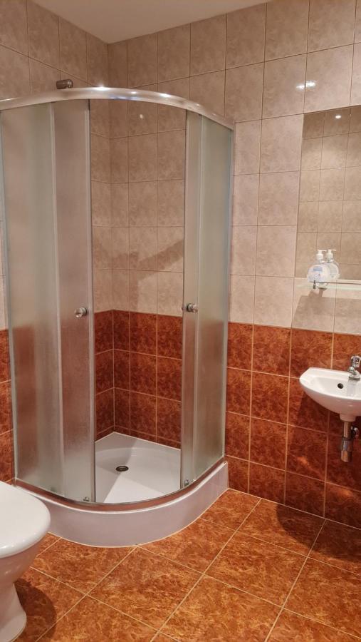 Pod Kamiennikiem Hotel Trzemesnia Екстериор снимка