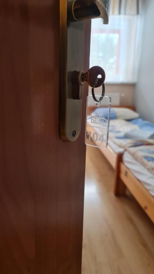 Pod Kamiennikiem Hotel Trzemesnia Екстериор снимка