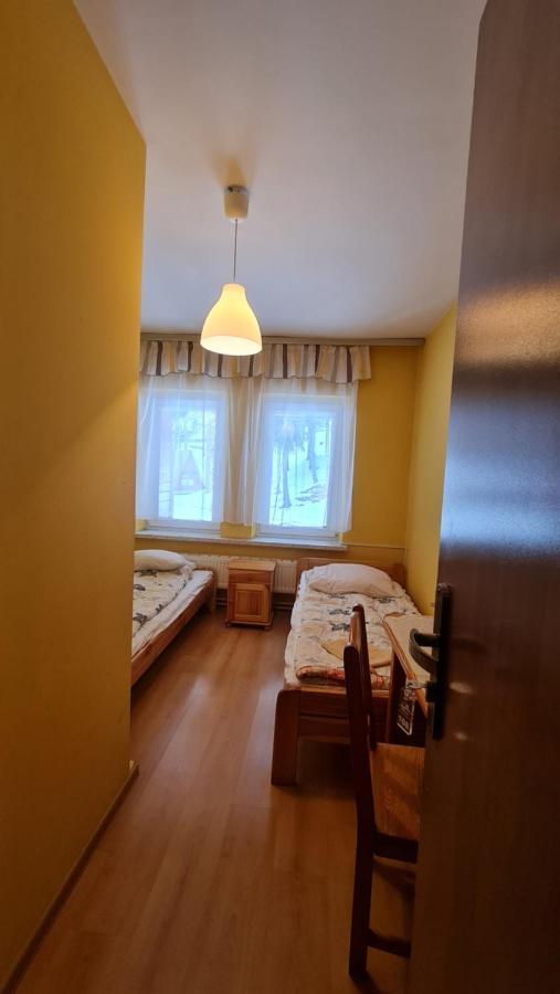Pod Kamiennikiem Hotel Trzemesnia Екстериор снимка