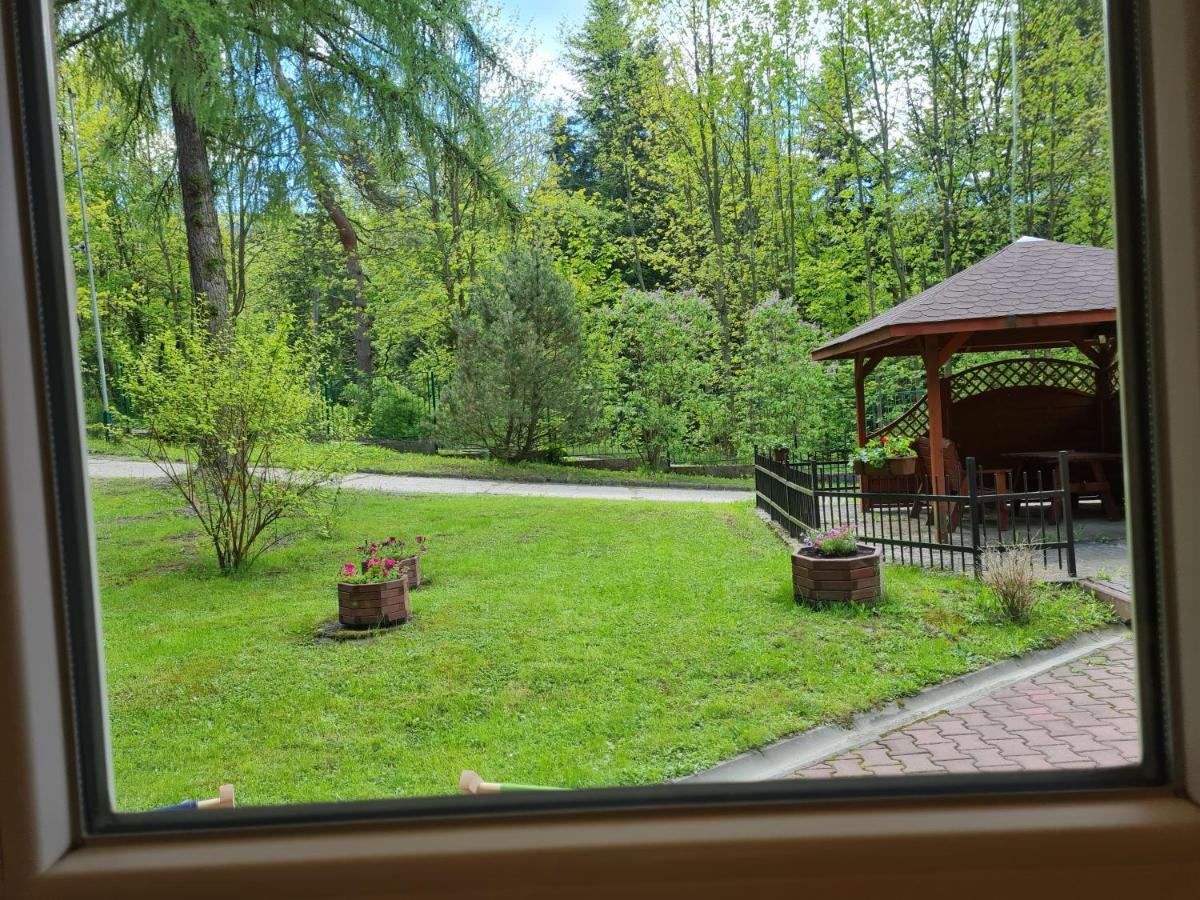 Pod Kamiennikiem Hotel Trzemesnia Екстериор снимка