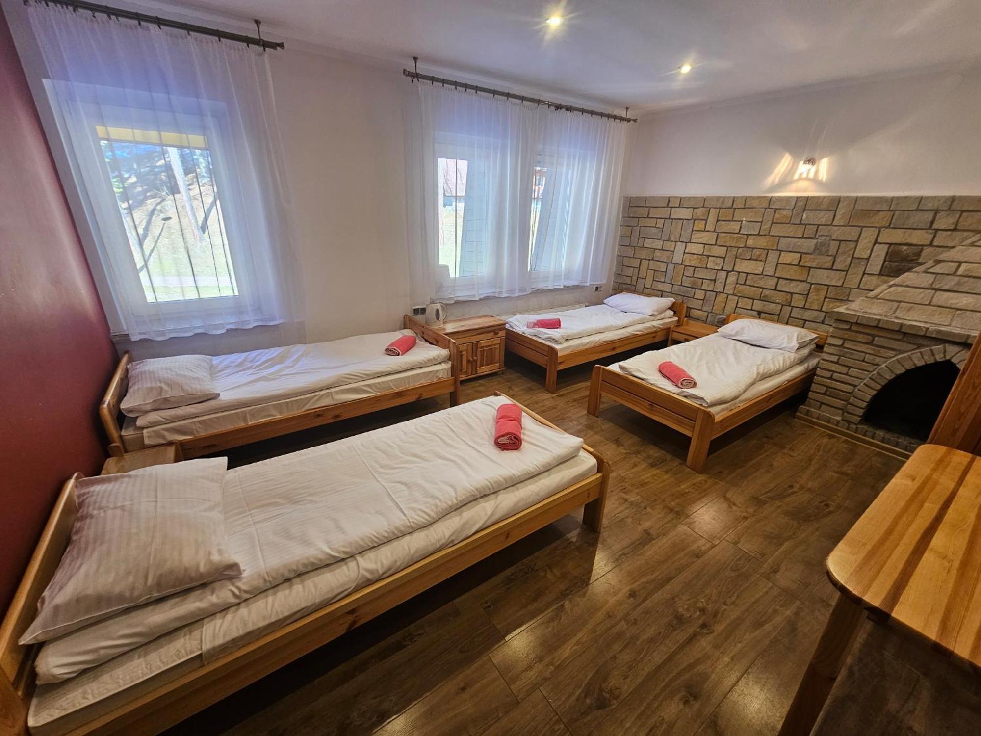 Pod Kamiennikiem Hotel Trzemesnia Екстериор снимка