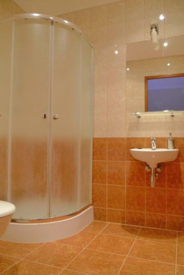 Pod Kamiennikiem Hotel Trzemesnia Екстериор снимка