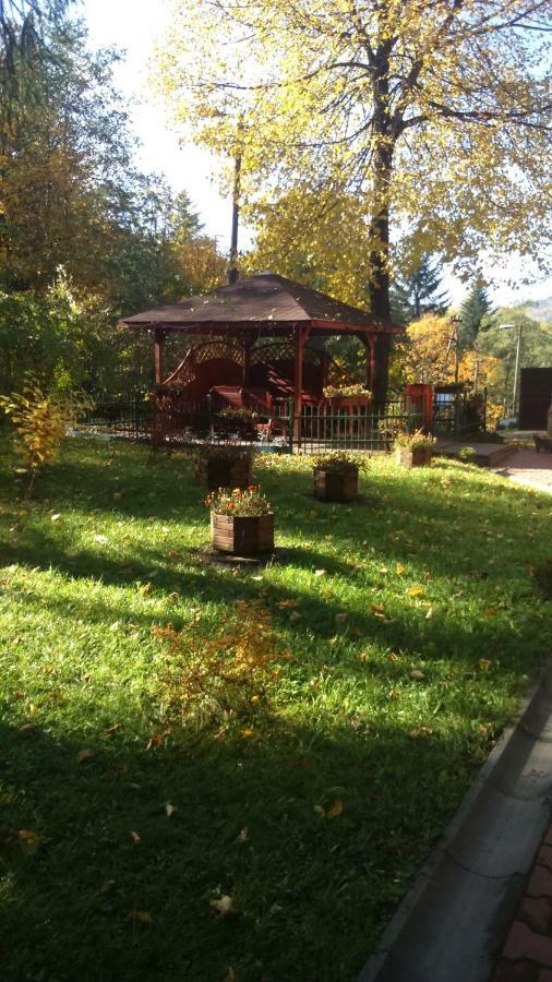 Pod Kamiennikiem Hotel Trzemesnia Екстериор снимка